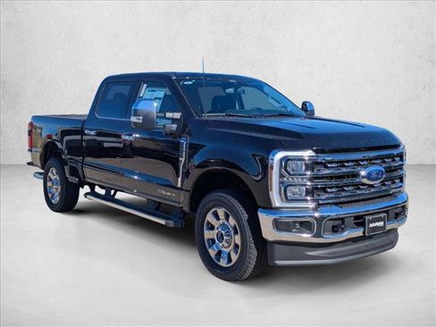 New 2026 Ford F250 Lariat w/ Chrome Package image 3