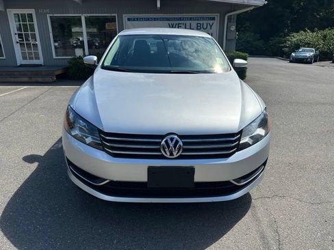 Used 2015 Volkswagen Passat 1.8T Wolfsburg Edition w/ Technology Package FWD image 2