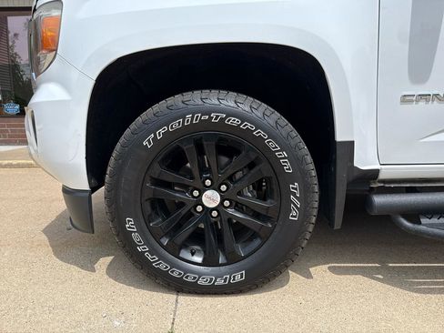 Used 2015 GMC Canyon SLT w/ Driver Alert Package AWD/4WD image 26
