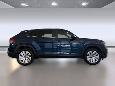 Used 2023 Volkswagen Atlas Cross Sport SE FWD image 8