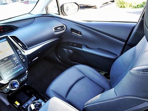 Used 2020 Toyota Prius Prime XLE FWD image 22