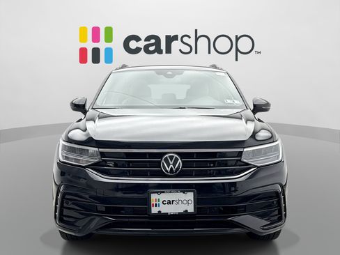 Used 2024 Volkswagen Tiguan SE R-Line AWD/4WD image 8