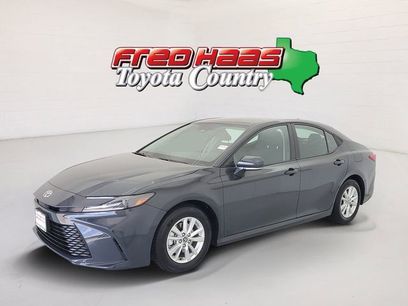 Used 2025 Toyota Camry LE w/ Convenience Package