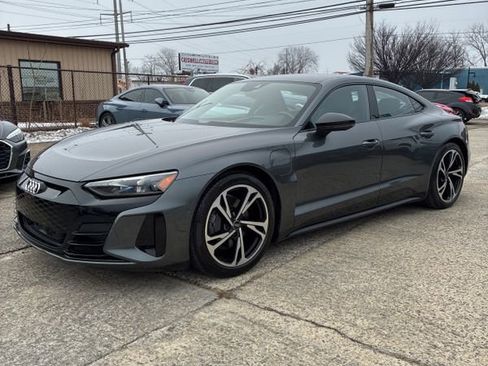 Used 2022 Audi e-tron GT Prestige w/ Prestige Package image 5