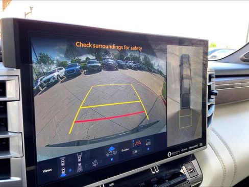 Used 2022 Toyota Tundra Capstone image 27