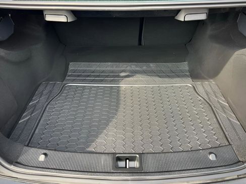 Used 2014 Mercedes-Benz C 250 Sedan image 21