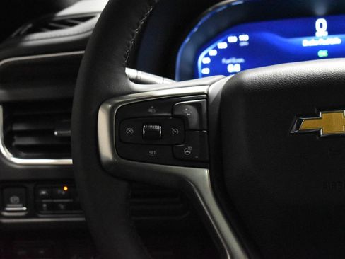 Used 2022 Chevrolet Tahoe LT w/ LT Signature Package image 10