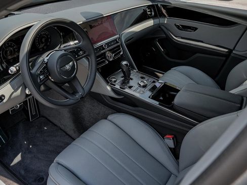 New 2025 Bentley Flying Spur Plug-In Hybrid AWD/4WD image 18