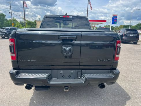 Used 2020 RAM 1500 Limited w/ Black Appearance Package AWD/4WD image 8