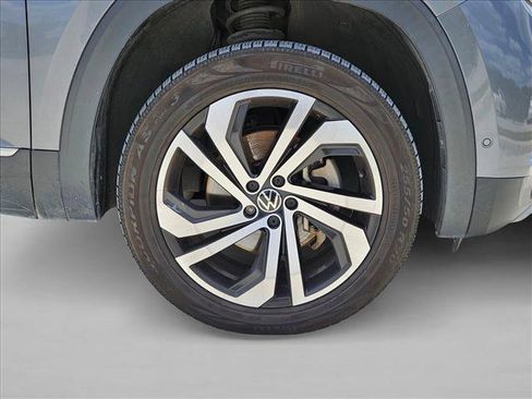 Used 2020 Volkswagen Atlas Cross Sport SEL Premium AWD/4WD image 22