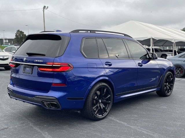Used 2023 BMW X7 M60i w/ Executive Package AWD/4WD image 7