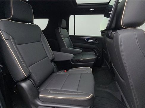 New 2026 GMC Yukon XL Elevation w/ Elevation Premium Package image 17