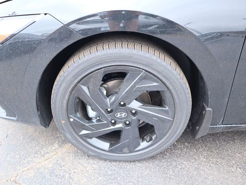 New 2026 Hyundai Elantra SEL Sport Premium FWD image 18