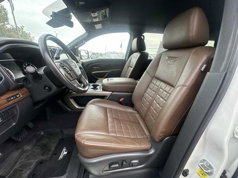 Used 2023 Nissan Titan Platinum Reserve w/ Moonroof Package image 13