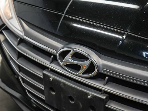 Used 2020 Hyundai Elantra Value Edition image 8