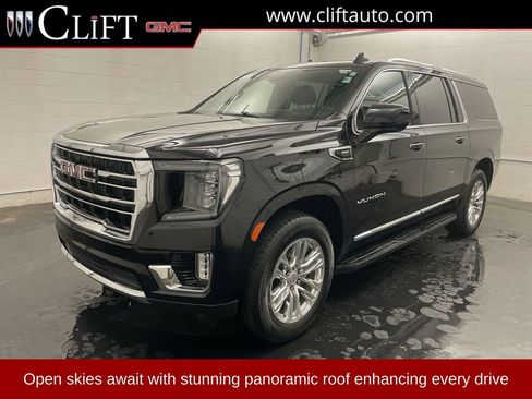 Used 2023 GMC Yukon XL SLT AWD/4WD image 1