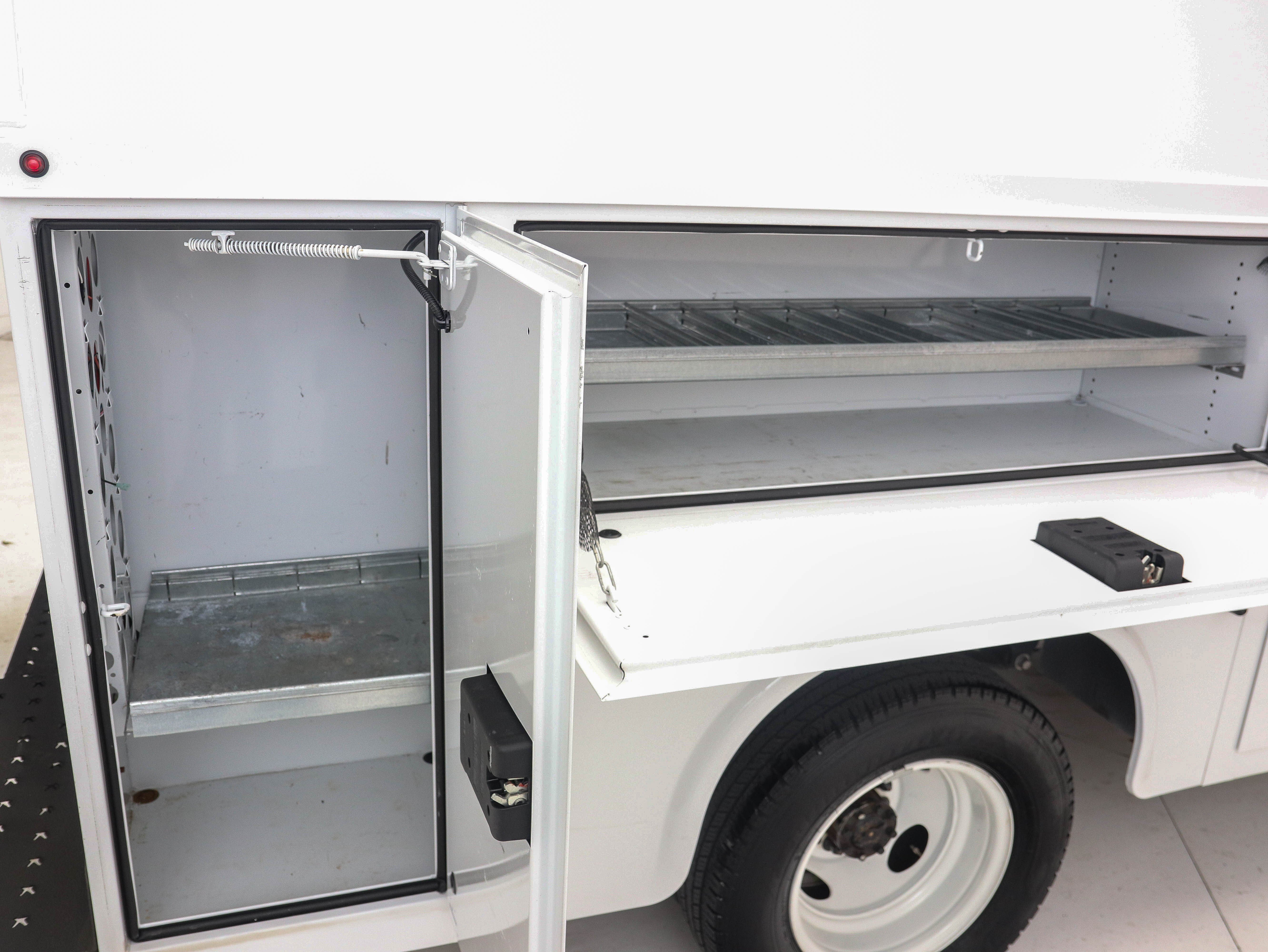 Used 2024 Ford E-350 and Econoline 350 Super Duty w/ Power Windows & Locks Group RWD image 15