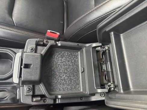 Used 2021 Jeep Wrangler Unlimited Rubicon image 33