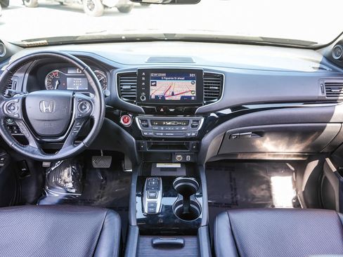 Used 2023 Honda Ridgeline Black Edition image 12