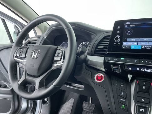 Used 2025 Honda Odyssey EX-L image 28