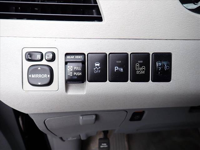 Used 2013 Toyota Sienna Limited w/ Premium Pkg AWD/4WD image 17