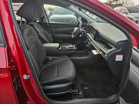 New 2026 Hyundai Tucson Blue SE AWD/4WD image 11