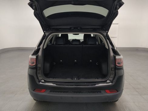 Used 2019 Jeep Compass Latitude w/ Popular Equipment Group AWD/4WD image 29