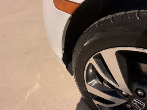 Used 2023 Honda Odyssey Touring image 23
