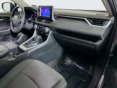 Certified 2024 Toyota RAV4 XLE image 28