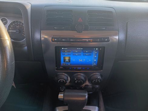 Used 2008 HUMMER H3 Adventure image 16