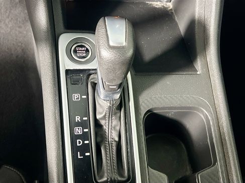 Used 2022 Nissan Sentra SV image 25