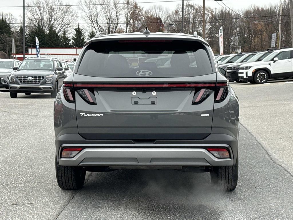 Used 2025 Hyundai Tucson SEL AWD/4WD image 26