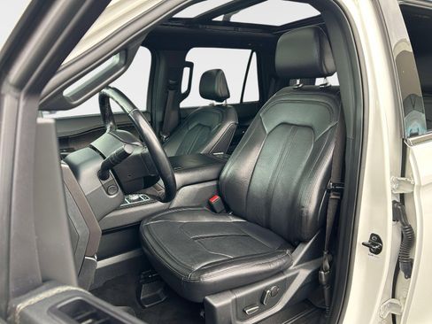 Used 2021 Ford Expedition Limited AWD/4WD image 13