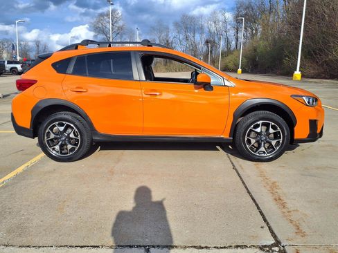Used 2019 Subaru Crosstrek 2.0i Premium image 6