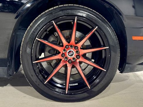 Used 2015 Dodge Challenger R/T w/ Quick Order Package 22B R/T image 27