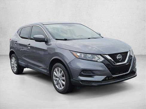 Used 2020 Nissan Rogue Sport S w/ Appearance Package FWD image 3
