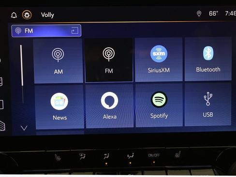 Used 2024 Chevrolet Colorado Z71 w/ Z71 Convenience Package 2 image 24