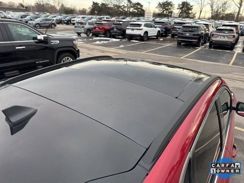 Used 2022 Ford Escape Titanium w/ Titanium Elite Package image 9