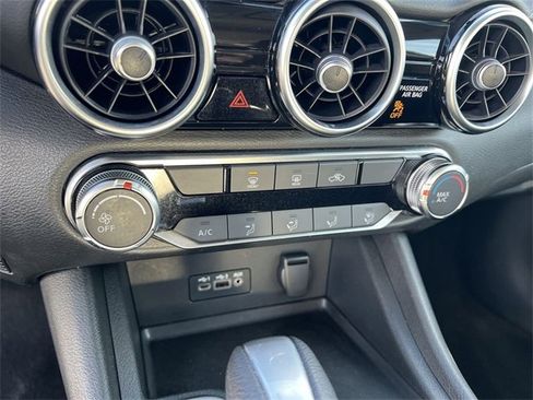 Used 2023 Nissan Sentra SV image 15