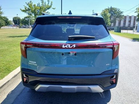New 2026 Kia Seltos SX w/ SX Sunroof Package image 13
