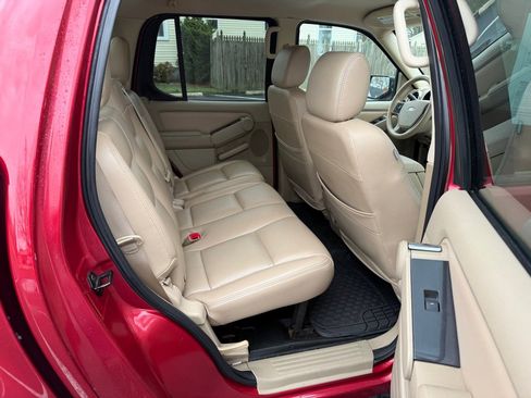 Used 2008 Ford Explorer Sport Trac XLT image 8