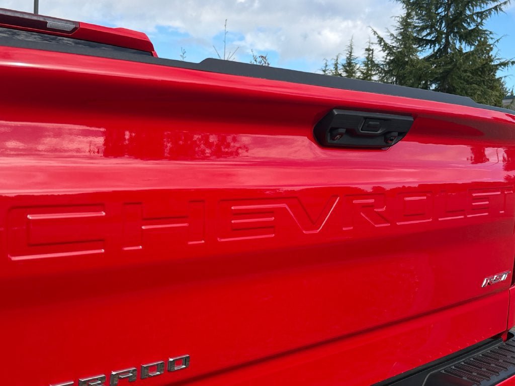 Used 2022 Chevrolet Silverado 1500 RST AWD/4WD image 36