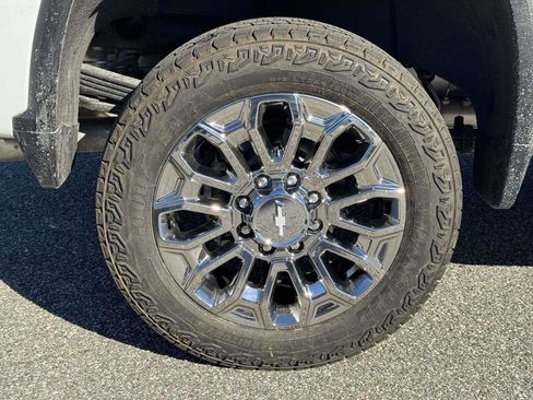 New 2026 Chevrolet Silverado 2500 High Country w/ High Country Premium Package AWD/4WD image 27