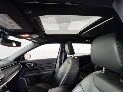 Used 2022 Jeep Compass High Altitude image 23