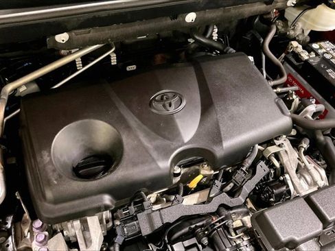 Used 2019 Toyota RAV4 XLE Premium w/ Cold Weather Package image 31