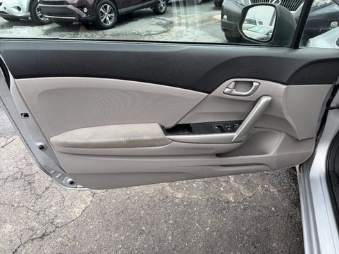 Used 2012 Honda Civic LX image 16