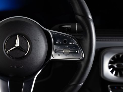 Used 2023 Mercedes-Benz G 550 image 32