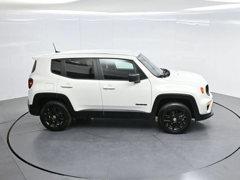 Used 2023 Jeep Renegade Latitude AWD/4WD image 49