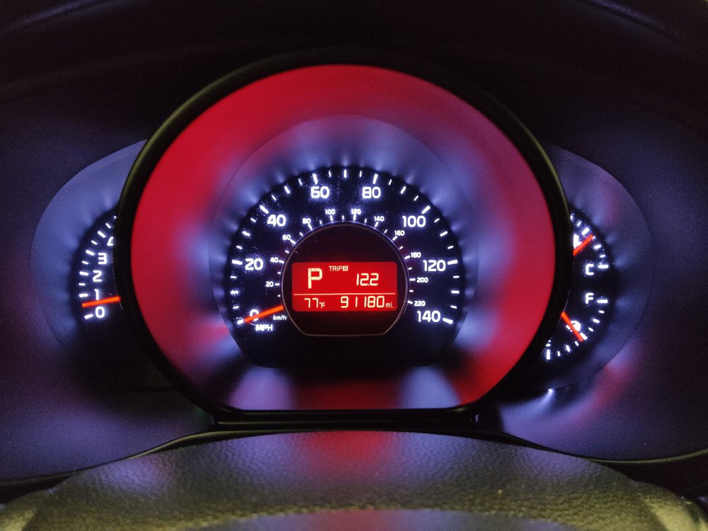 Used 2016 Kia Soul FWD image 23
