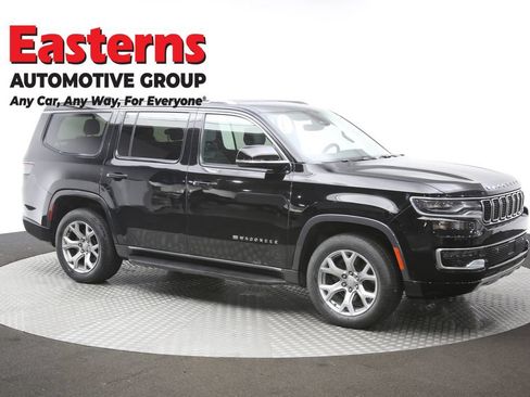 Used 2022 Jeep Wagoneer Series II AWD/4WD image 48